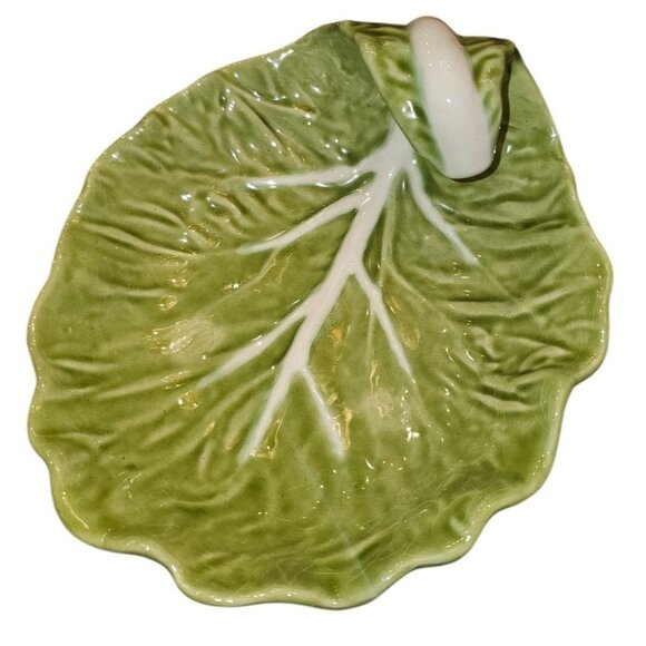 Cabbage Ware Green Leaf Shaped Ceramic Dish B. Altman & Co. 7" Width 8" Length - Picture 10 of 10